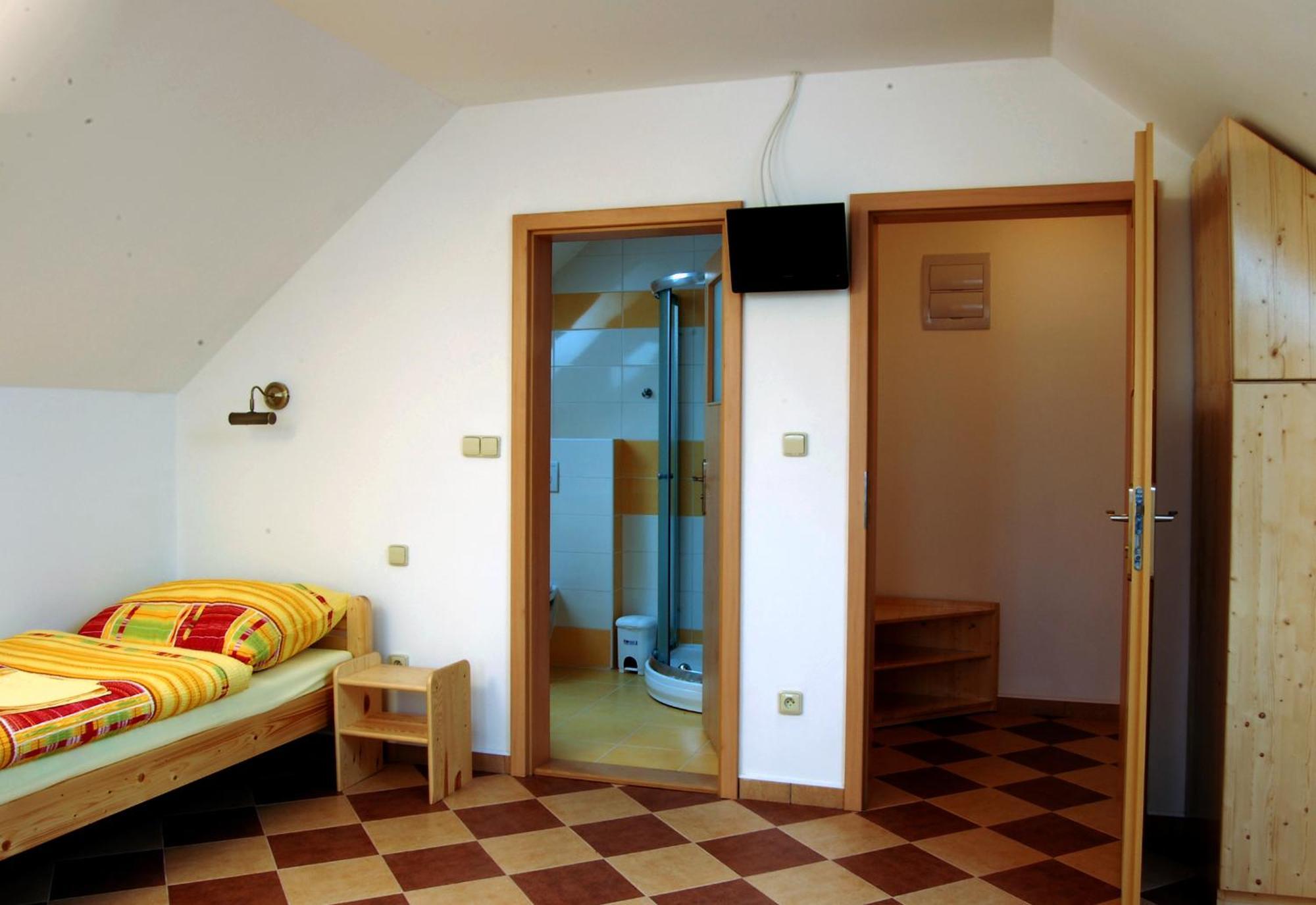 Pension Camp Prager Экстерьер фото