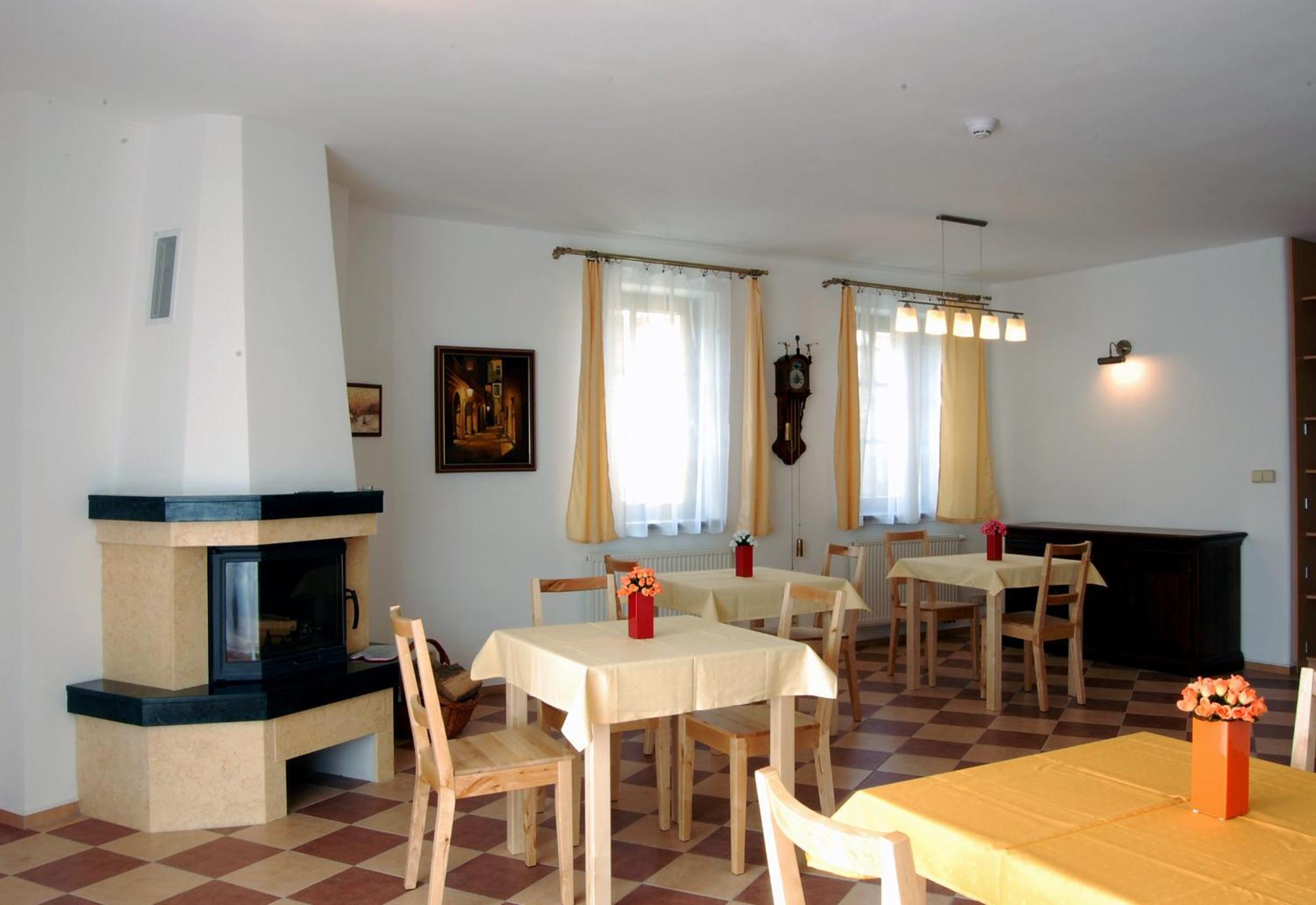 Pension Camp Prager Экстерьер фото