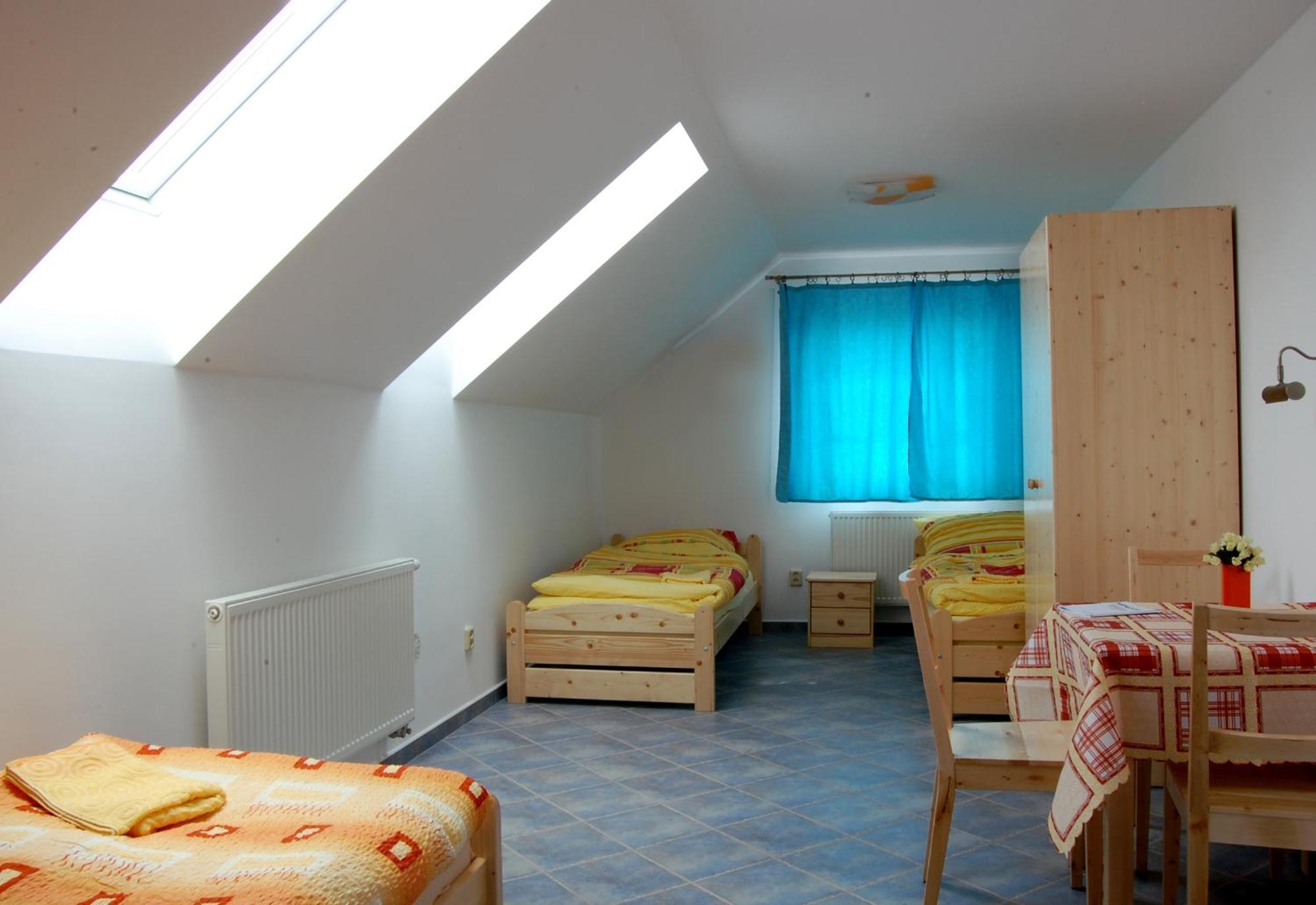 Pension Camp Prager Экстерьер фото
